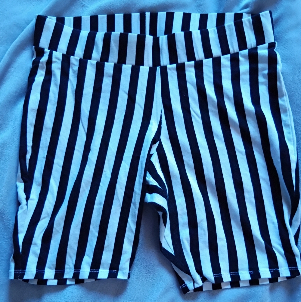 Fabletics Black and White Striped Apparel